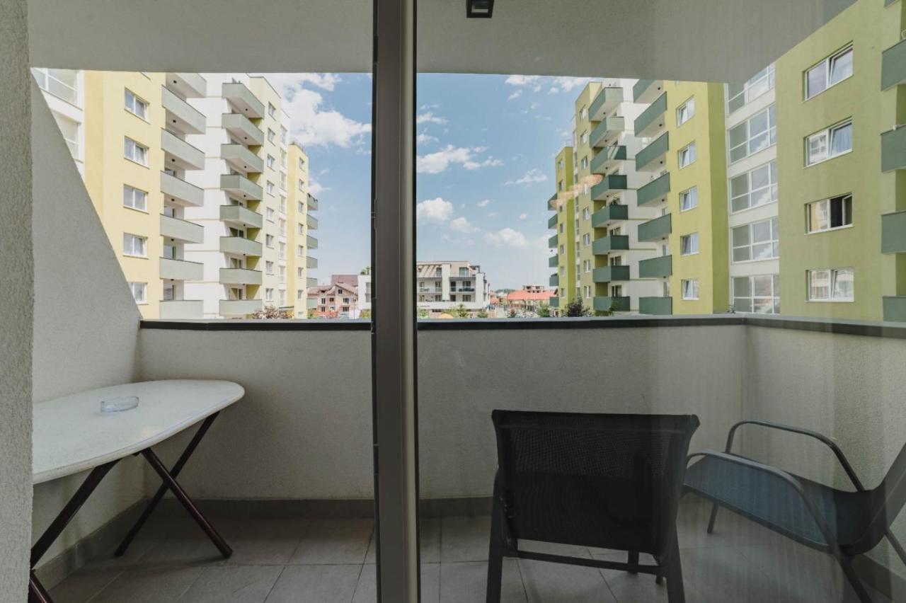 Masterpiece Studio- Free Parking, Wi-Fi, Netflix Braşov Eksteriør billede