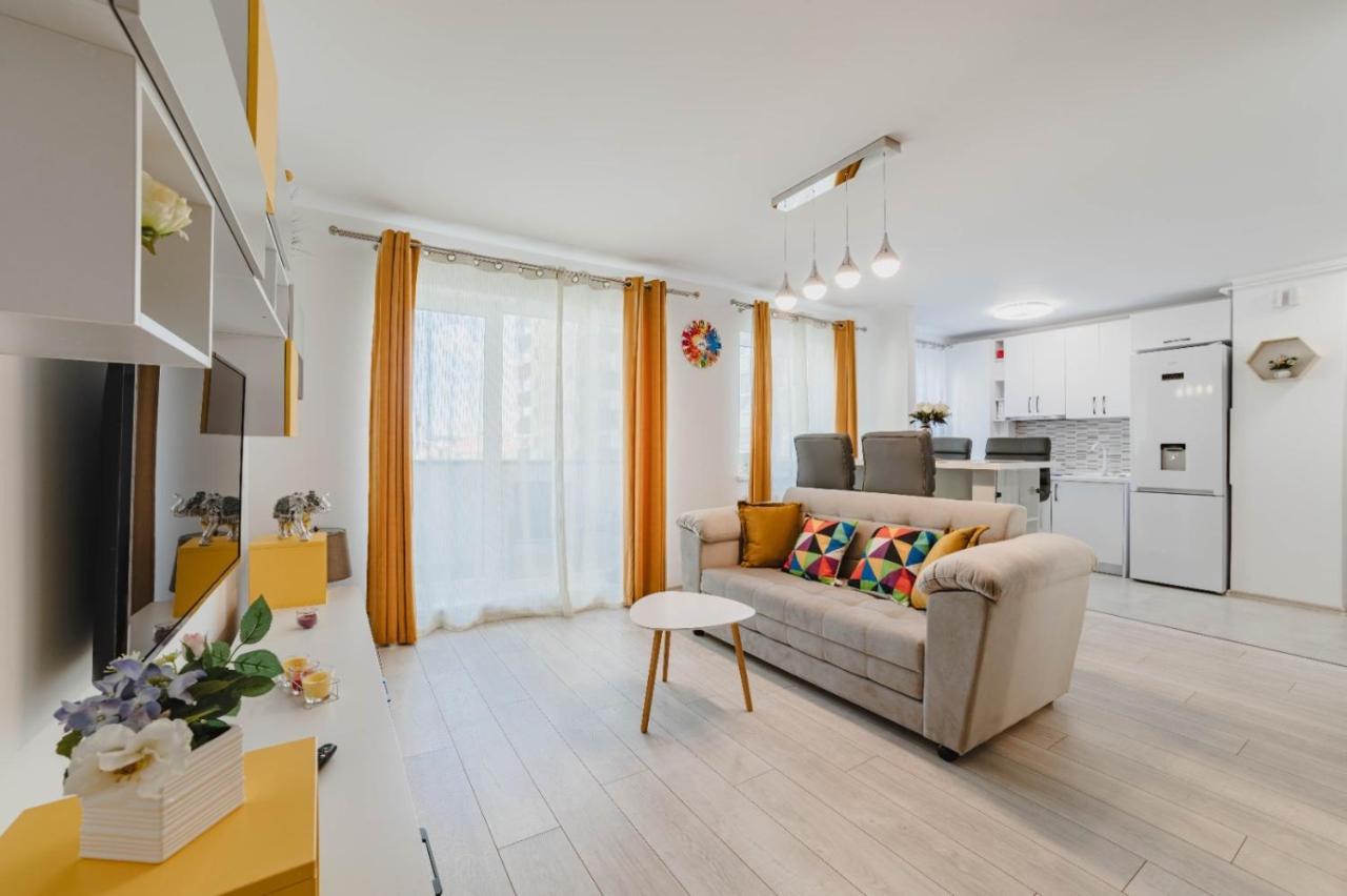 Masterpiece Studio- Free Parking, Wi-Fi, Netflix Braşov Eksteriør billede