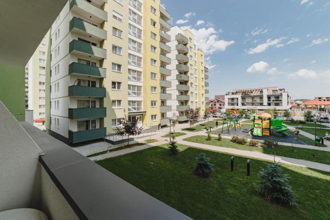 Masterpiece Studio- Free Parking, Wi-Fi, Netflix Braşov Eksteriør billede